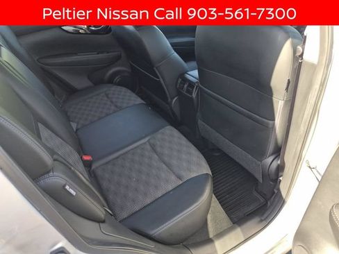 Certified 2022 Nissan Rogue Sport SV w/ Technology Package AWD/4WD image 15