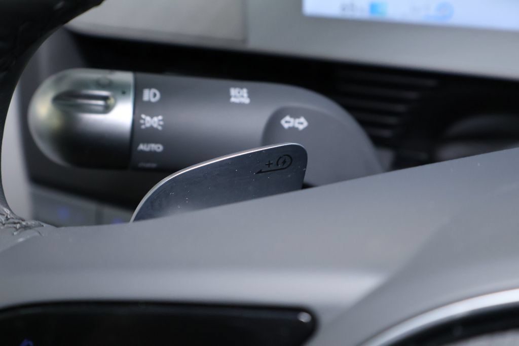 Used 2024 Hyundai Ioniq 5 SEL AWD/4WD image 19