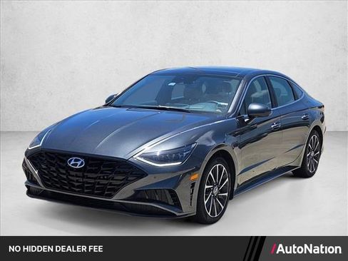 Used 2023 Hyundai Sonata Limited w/ Preferred Accessory Package FWD image 1