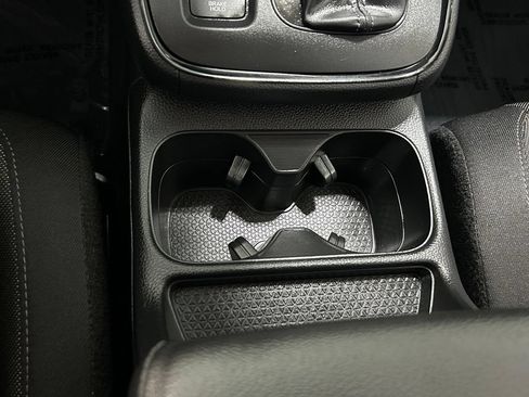 Used 2025 Honda CR-V LX image 24