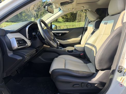Used 2020 Subaru Outback Limited w/ Popular Package #2 AWD/4WD image 11