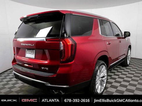 New 2026 GMC Yukon Denali w/ Denali Reserve Package AWD/4WD image 3