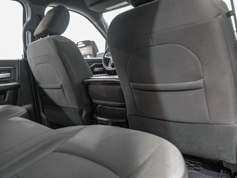 Used 2024 RAM 3500 Big Horn image 37