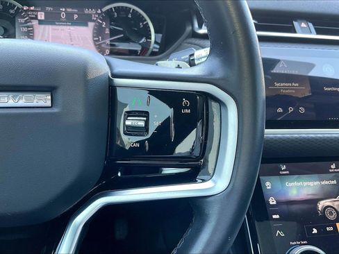 Used 2022 Land Rover Range Rover Velar S image 23