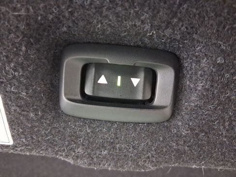 Used 2020 BMW M4 Convertible w/ Executive Package image 28