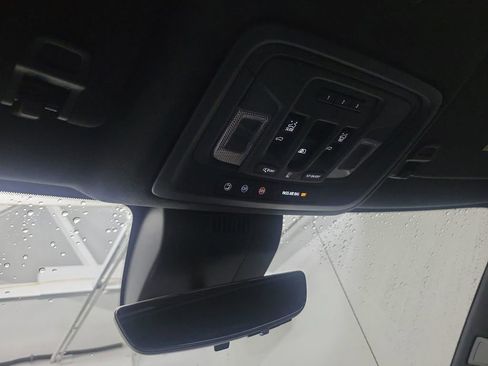 Used 2022 GMC Sierra 1500 AT4X image 16