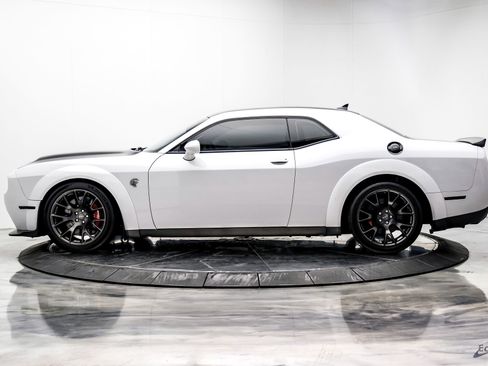 Used 2021 Dodge Challenger SRT Hellcat Redeye image 8