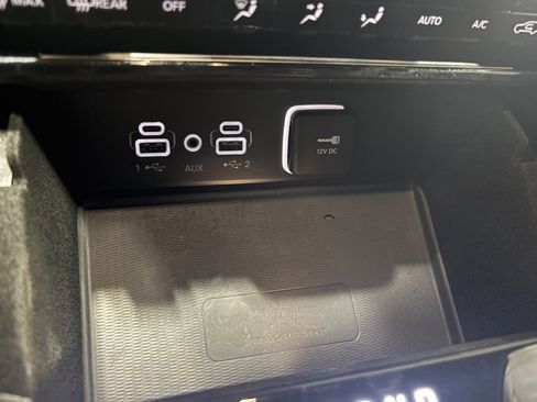 Used 2022 Jeep Grand Cherokee Trailhawk w/ Luxury Tech Group III image 14