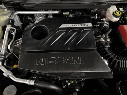 Used 2022 Nissan Rogue SL w/ SL Premium Package image 13