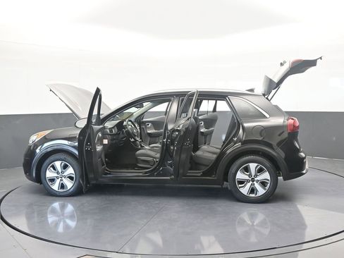 Used 2019 Kia Niro LX image 71