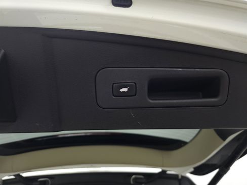 Used 2016 Acura MDX SH-AWD w/ Technology Package image 9