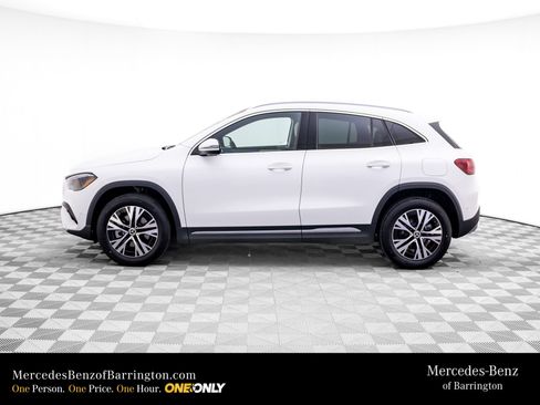 New 2026 Mercedes-Benz GLA 250 4MATIC image 2
