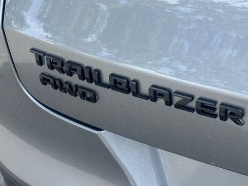 Used 2023 Chevrolet TrailBlazer RS w/ Convenience Package image 48
