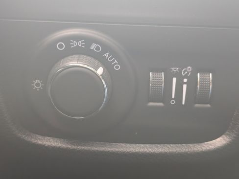 Used 2023 Jeep Grand Cherokee L Laredo w/ Luxury Tech Group I image 8