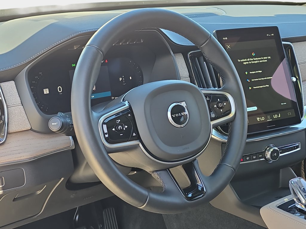 Used 2026 Volvo XC90 B6 Plus w/ Protection Package Premier AWD/4WD image 19