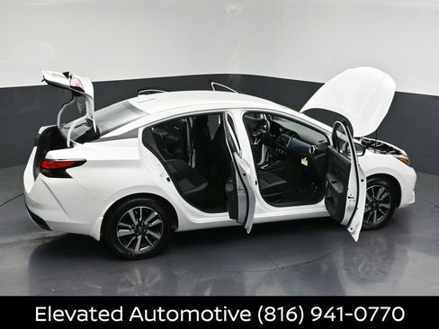 Certified 2025 Nissan Versa SV w/ Trunk Package FWD image 31