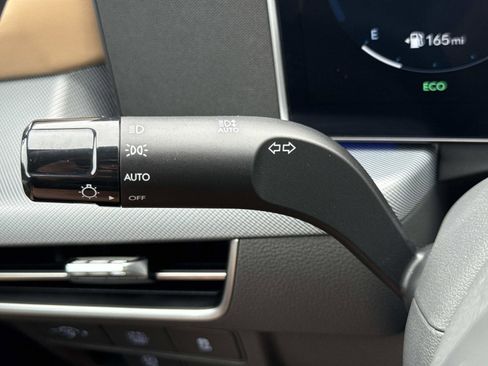 Used 2025 Hyundai Sonata Limited image 10