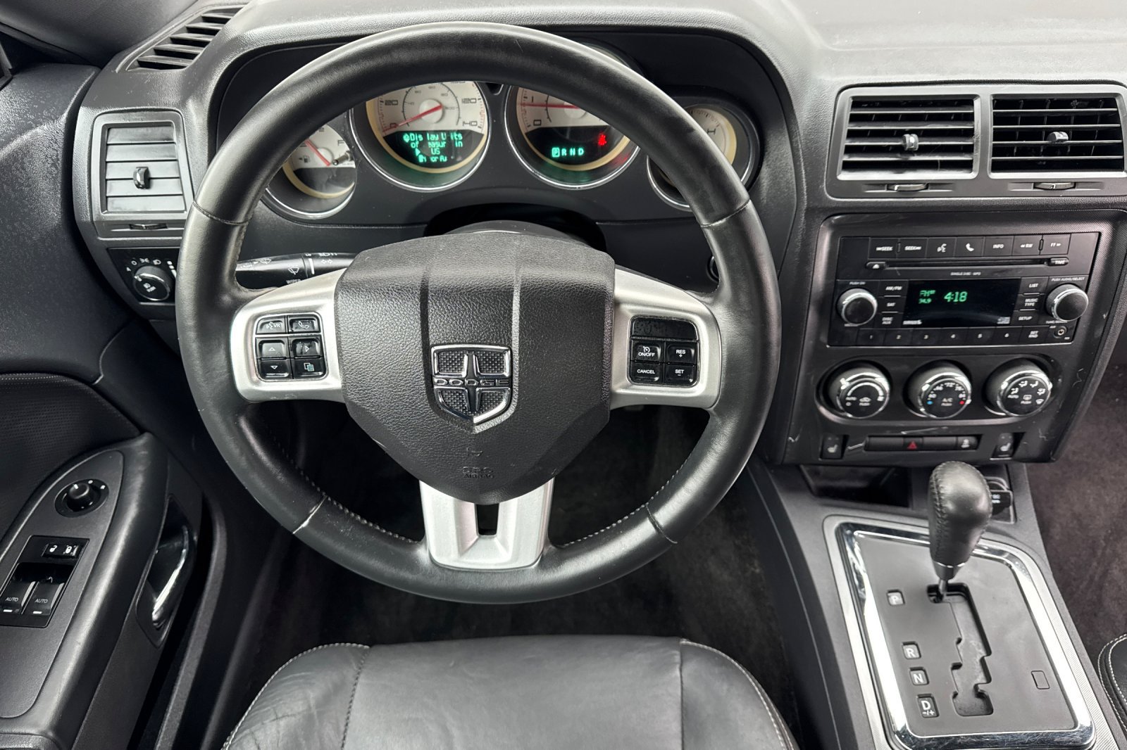 Used 2011 Dodge Challenger RWD image 16