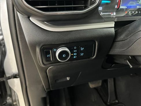 Certified 2023 Ford Explorer XLT w/ Equipment Group 202A AWD/4WD image 14