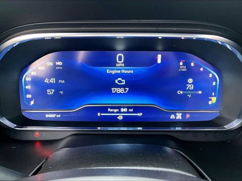 Used 2024 Chevrolet Suburban LT image 20