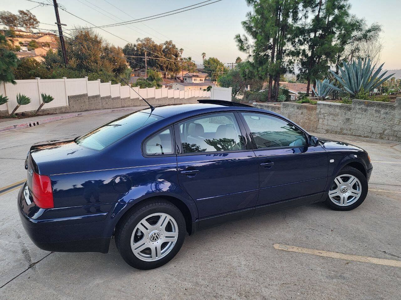Used 2000 Volkswagen Passat GLX AWD/4WD image 8