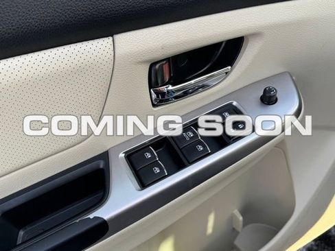 Used 2015 Subaru Crosstrek 2.0i Limited image 12