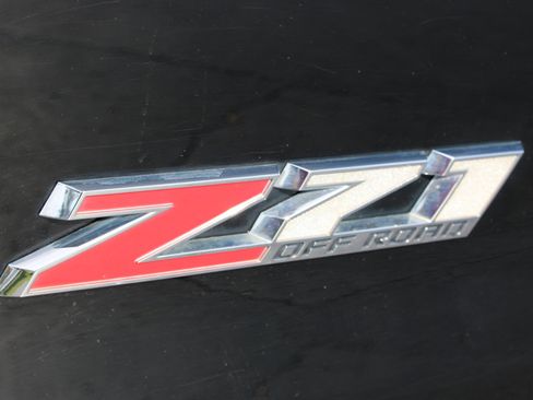 Used 2018 Chevrolet Silverado 1500 LTZ Z71 w/ LTZ Plus Package image 8