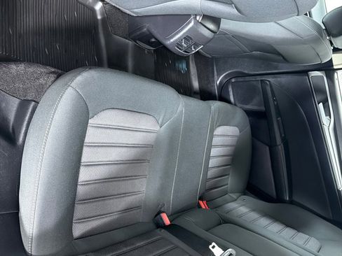 Used 2020 Ford Fusion SE image 19