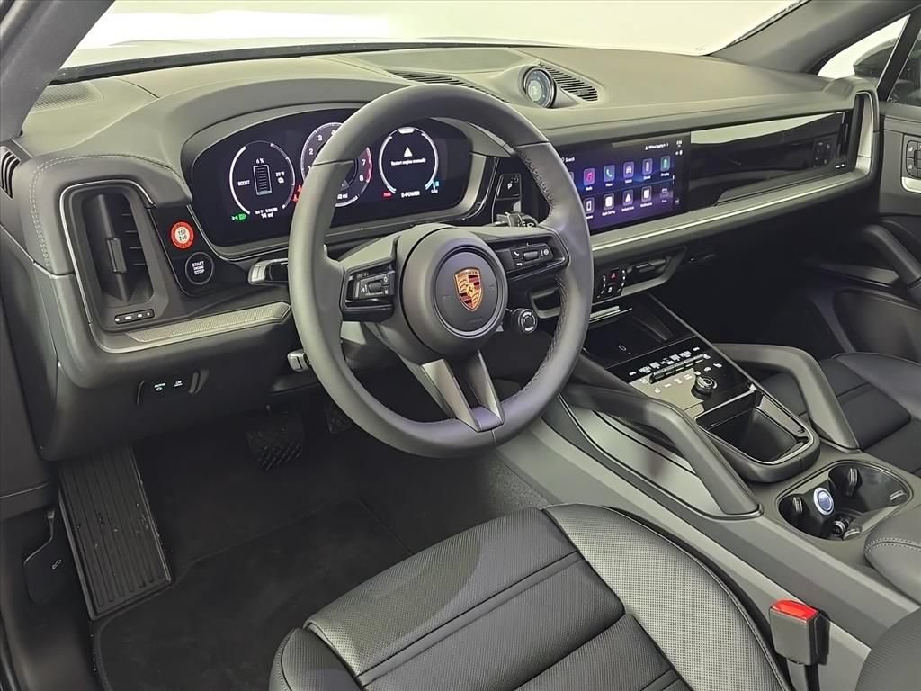 Certified 2026 Porsche Cayenne E-Hybrid AWD/4WD image 4