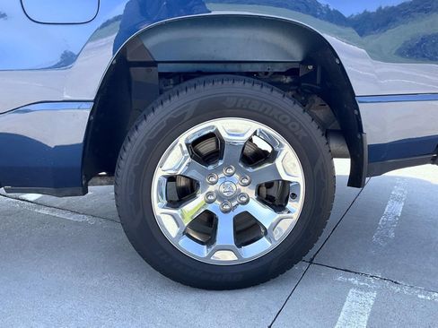 Used 2021 RAM 1500 Big Horn AWD/4WD image 18