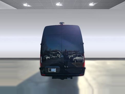 Used 2019 Mercedes-Benz Sprinter 170 image 10