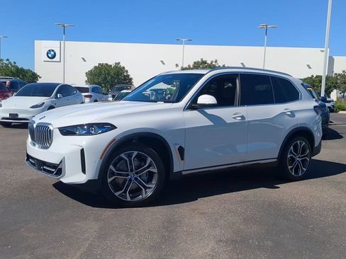 Used 2026 BMW X5 sDrive40i w/ Premium Package RWD image 2