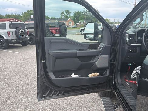 Used 2023 Ford F350 Lariat w/ Lariat Ultimate Package AWD/4WD image 14