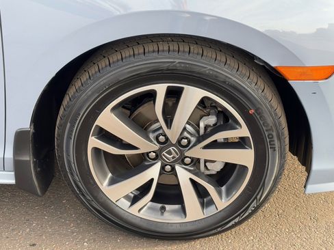 Used 2023 Honda Odyssey Touring image 10