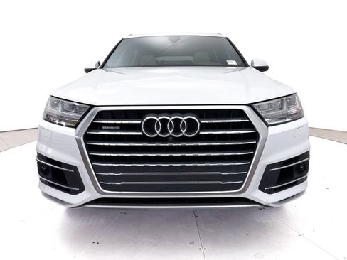 Used 2018 Audi Q7 3.0T Premium Plus AWD/4WD image 15