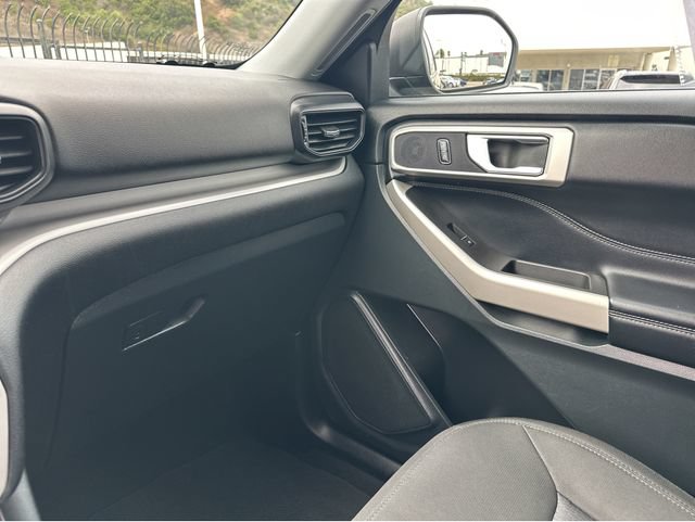 Used 2023 Ford Explorer XLT RWD image 27