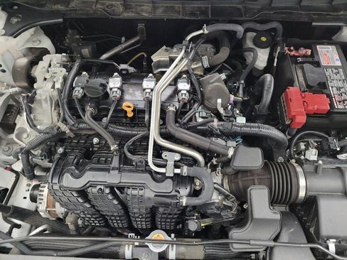 Used 2025 Nissan Altima 2.5 SV AWD/4WD image 30