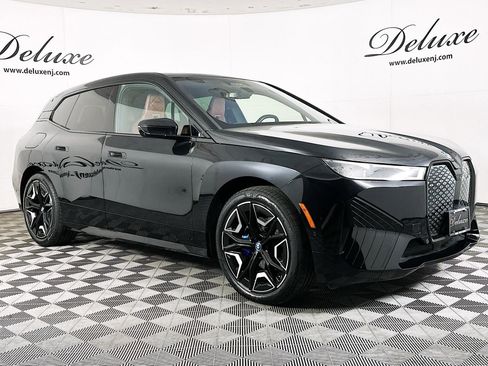 Used 2023 BMW iX xDrive50 w/ Ultimate Package 2 image 1