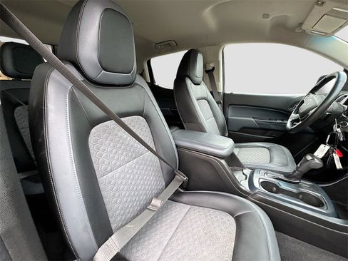 Used 2021 Chevrolet Colorado Z71 image 27