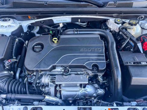 Used 2024 Chevrolet Malibu LT image 15