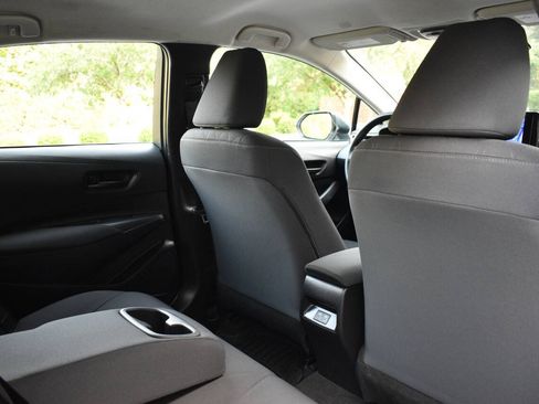 Used 2025 Toyota Corolla LE FWD image 13