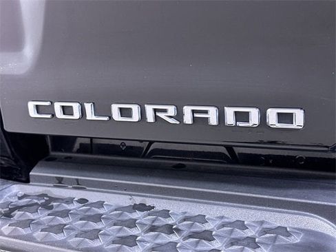 Used 2024 Chevrolet Colorado Z71 w/ Z71 Convenience Package 2 image 33