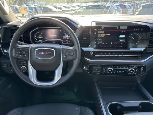 Used 2024 GMC Sierra 2500 SLT w/ SLT Convenience Package image 27