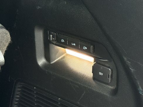 Used 2020 Ford Explorer ST w/ ST Street Pack image 10