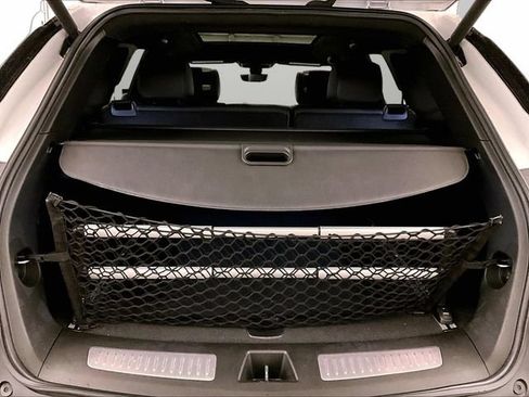 Used 2020 Cadillac XT5 Premium Luxury w/ Platinum Package AWD/4WD image 34