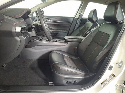 Used 2022 Nissan Altima 2.5 SR image 16