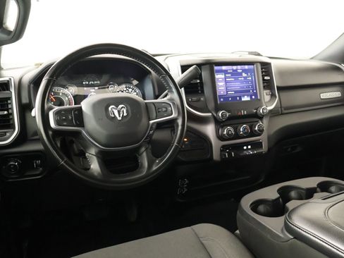 Used 2024 RAM 3500 Big Horn AWD/4WD image 2