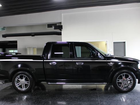 Used 2003 Ford F150 Harley-Davidson RWD image 3