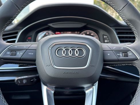 Certified 2026 Audi Q7 2.0T Premium Plus w/ Convenience Plus Package AWD/4WD image 24