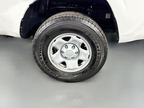 Used 2022 Toyota Tacoma SR RWD image 36
